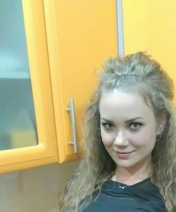 Живу в Москве и готова погрузиться с тобой в мир наслаждения и разврата. 💋
У меня есть все, чтобы сделать нашу встречу незабываемой: фото, отзывы и самые смелые фантазии. Я готова подарить тебе нежность, расслабление и новые эмоции. ⭐️
Мои услуги разнообразны и удовлетворят самые скрытые потребности: классический секс, оральные ласки, эротический массаж или жаркий стриптиз - выбирай, что тебе по вкусу. Со мной ты окунешься в безумное сексуальное приключение. 🔥
Не откладывай свое наслаждение на завтра, звони мне прямо сейчас и получи полный релакс! 💫 Камилла